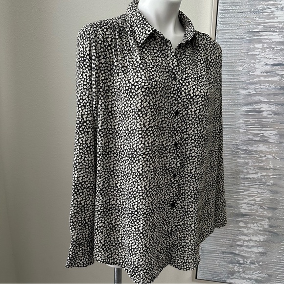 H&M Women’s Long Sleeve Button Down Shirt Size L - Picture 12 of 16